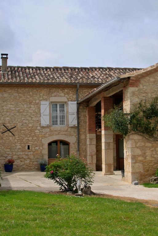 Chambres D'Hotes Le Val De La Garenne Senouillac Екстериор снимка