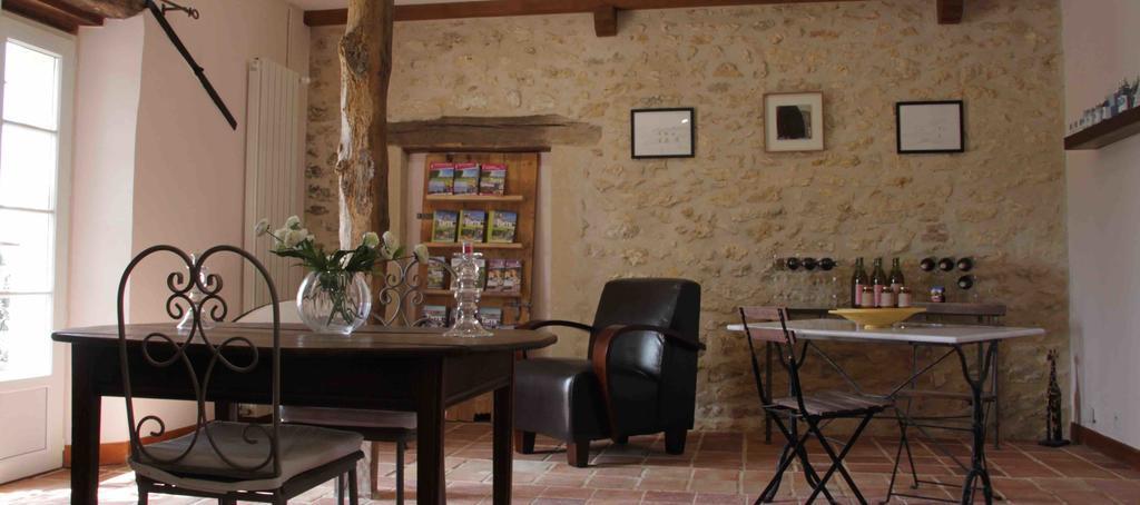 Chambres D'Hotes Le Val De La Garenne Senouillac Екстериор снимка